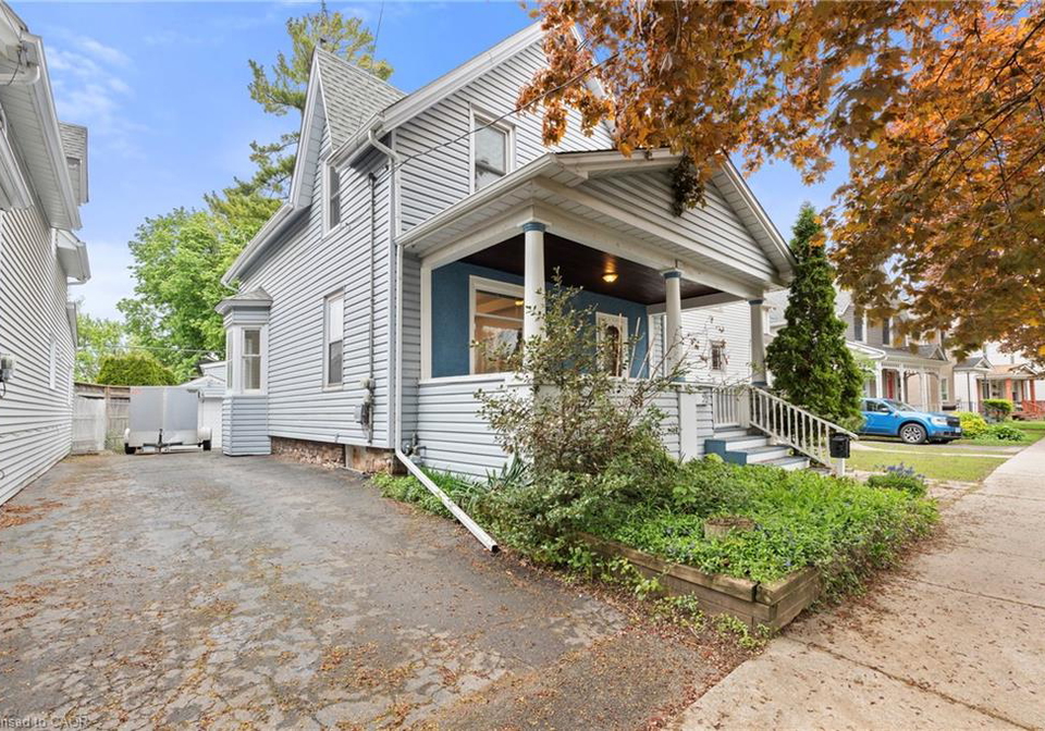 9-12-elizabeth-street-st-catharines-ontario-40831244