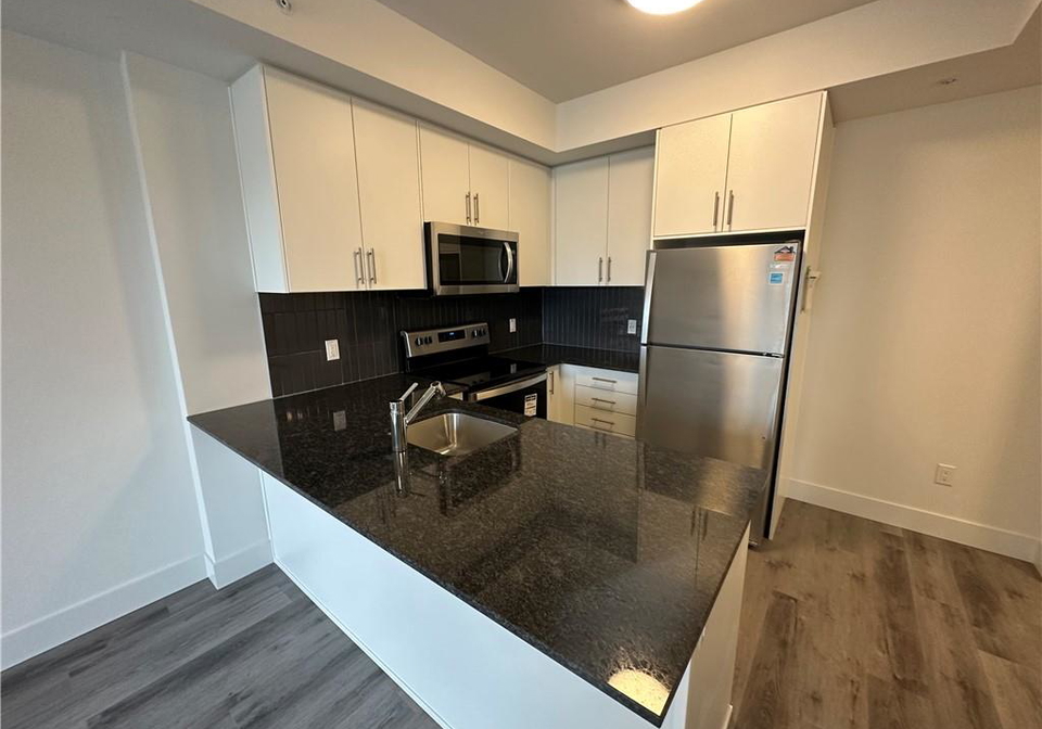 103-roger-street-waterloo-ontario-40831247