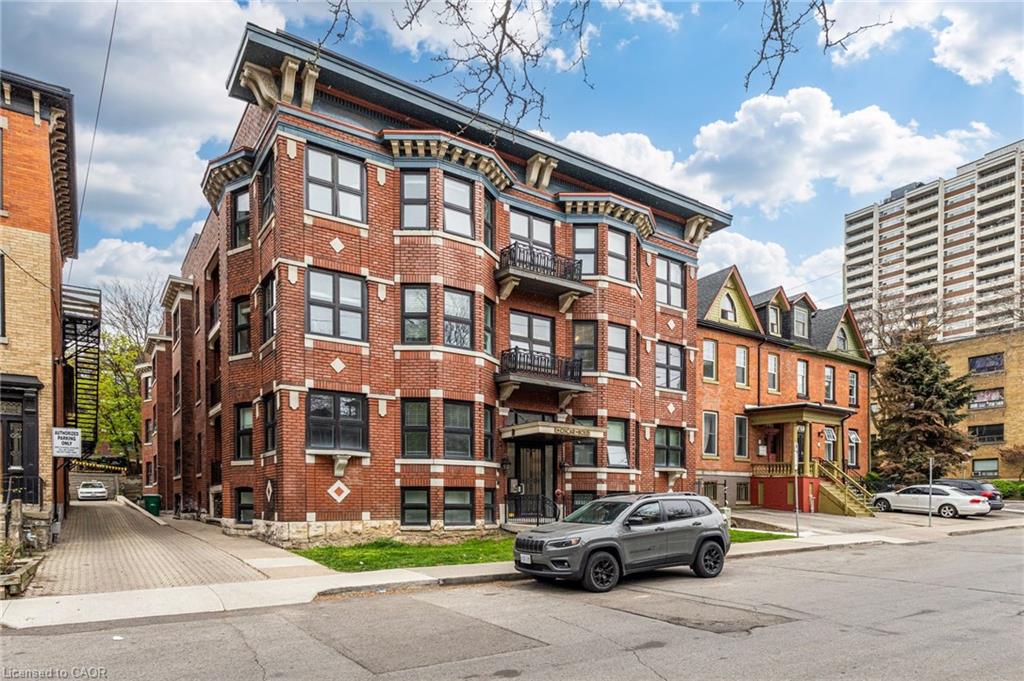27-bold-street-hamilton-ontario-40831264