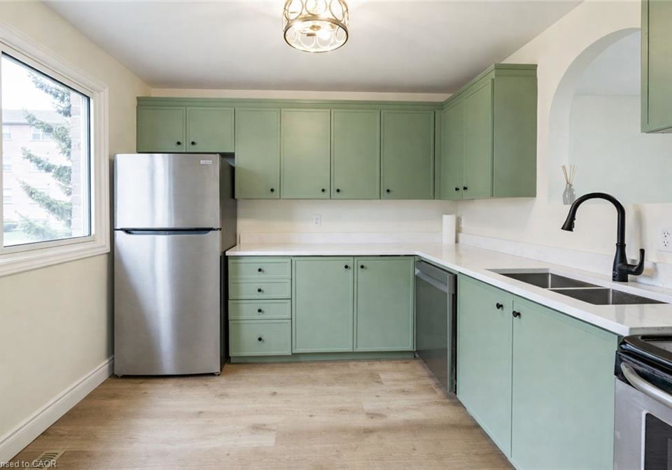 483-springbank-avenue-n-woodstock-ontario-40831265