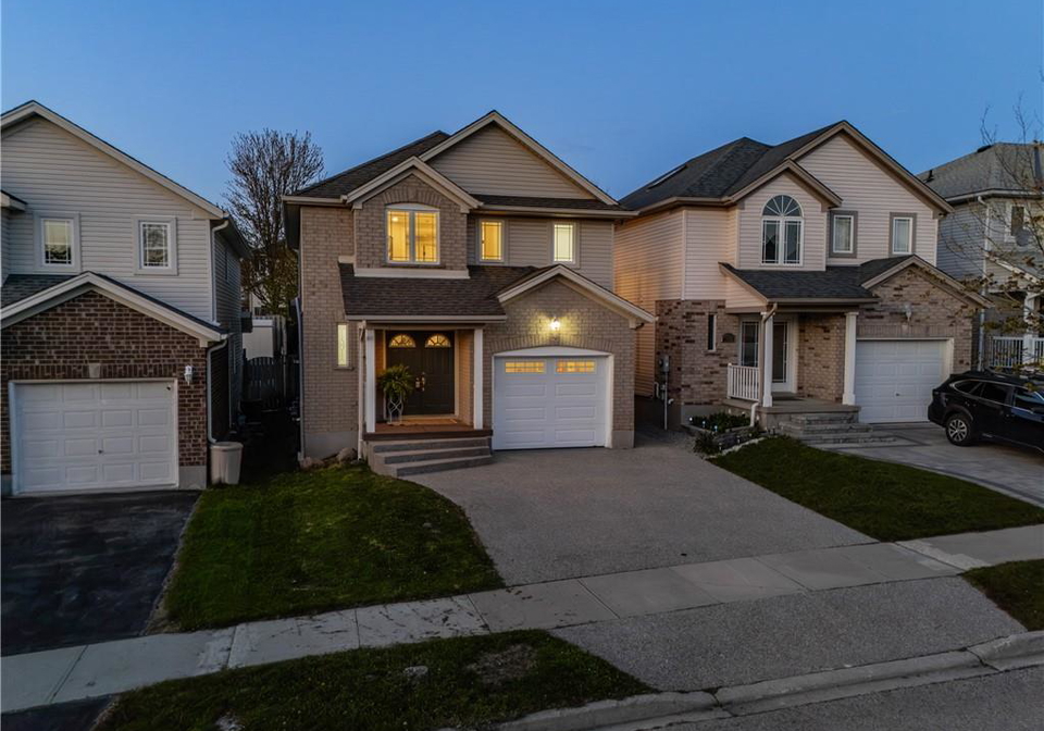 700-karlsfeld-road-waterloo-ontario-40831286