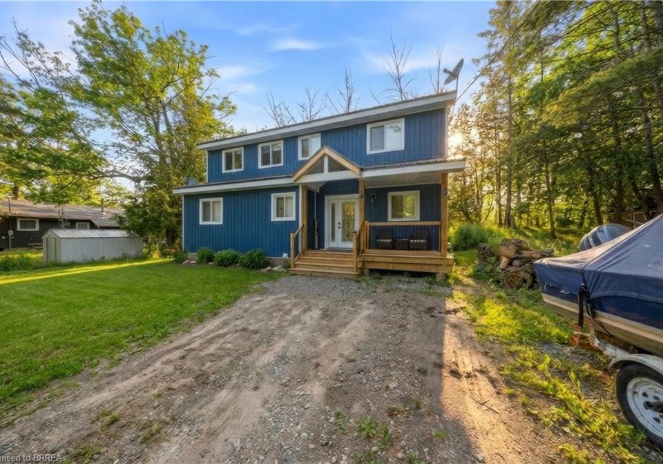 135-camp-lane-tweed-ontario-40831300