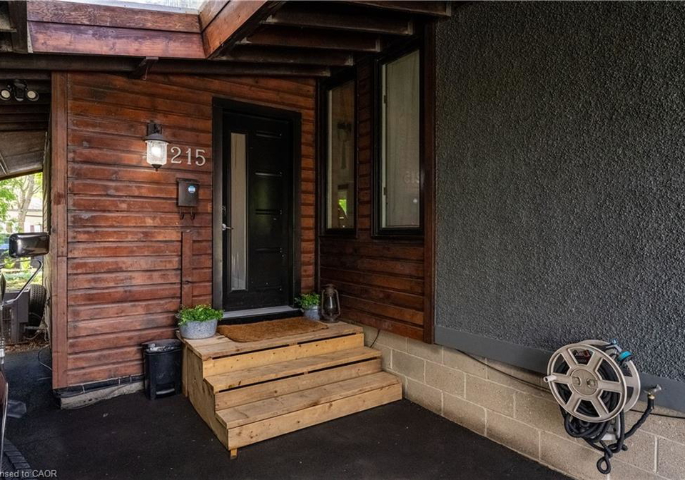 215-iona-avenue-hamilton-ontario-40831305