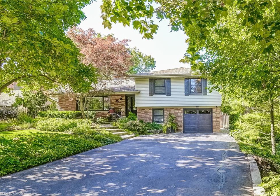 692-courtland-place-burlington-ontario-40831349