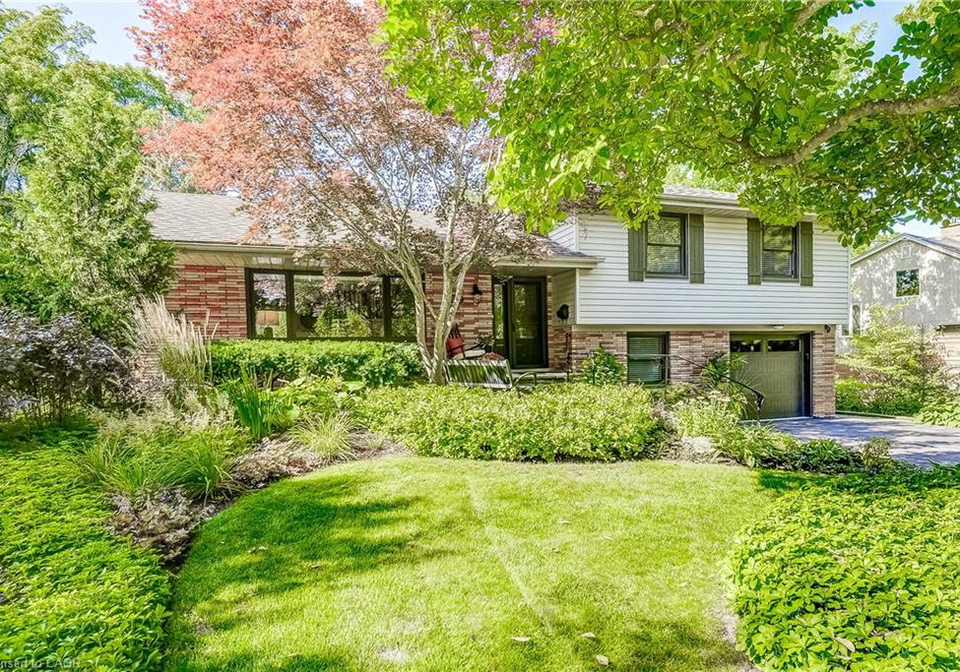 692-courtland-place-burlington-ontario-40831349