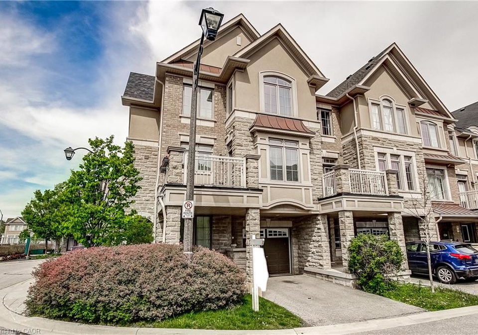2435-greenwich-drive-oakville-ontario-40831355