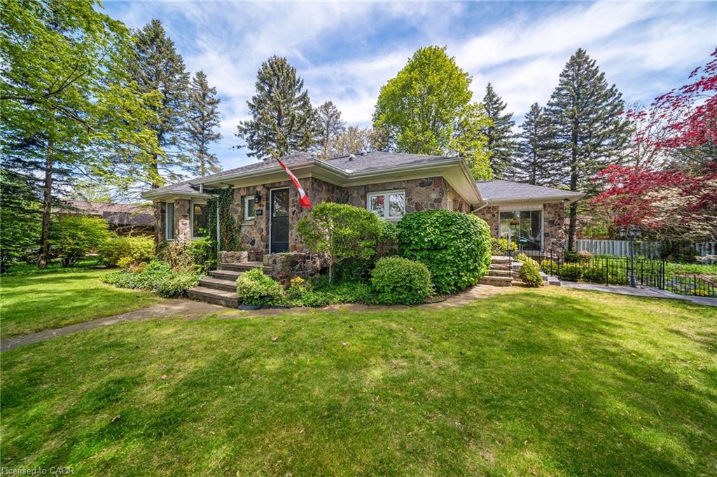 133-mccall-crescent-simcoe-ontario-40831380