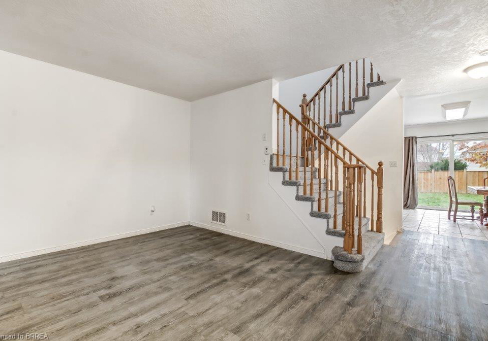 17-stowe-terrace-brantford-ontario-40831409