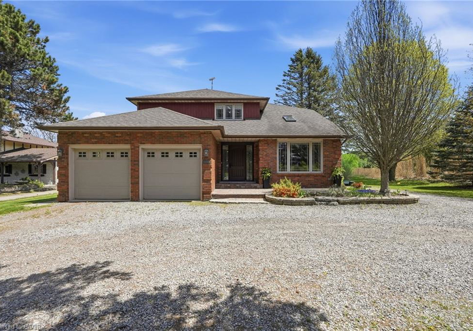108-highway-52-hamilton-ontario-40831413
