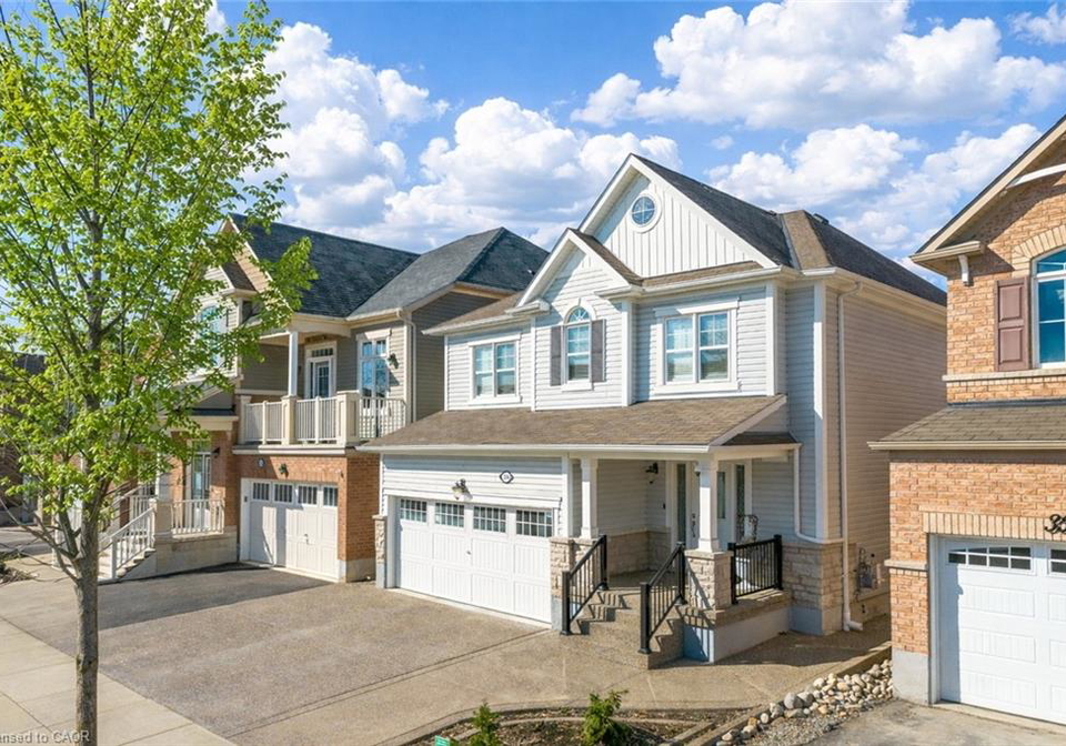 334-apple-hill-crescent-kitchener-ontario-40831416