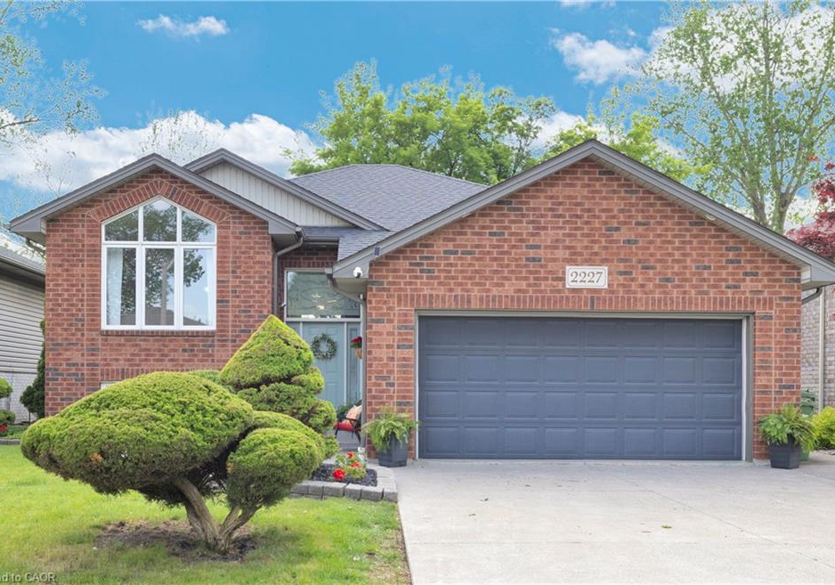 2227-st-clair-avenue-essex-ontario-40831424
