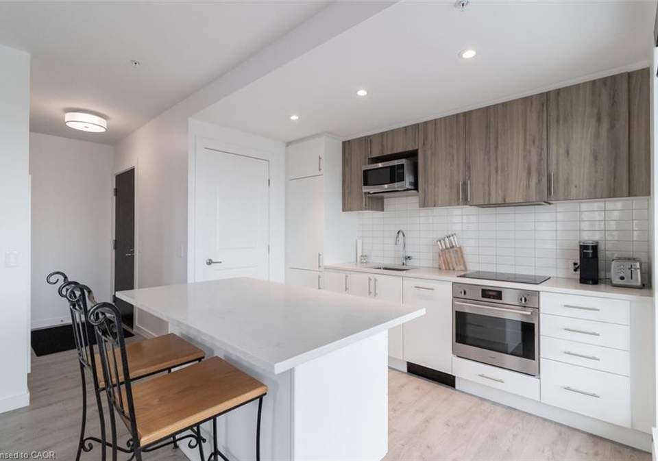 181-king-street-s-waterloo-ontario-40831427