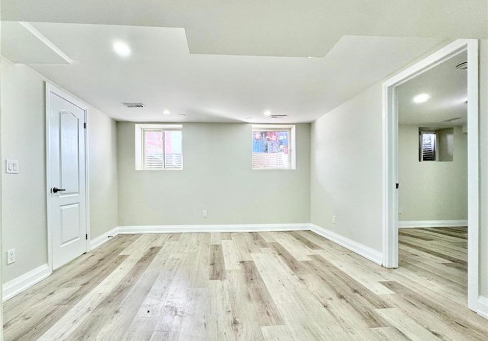 12-fernwood-crescent-hamilton-ontario-40831451