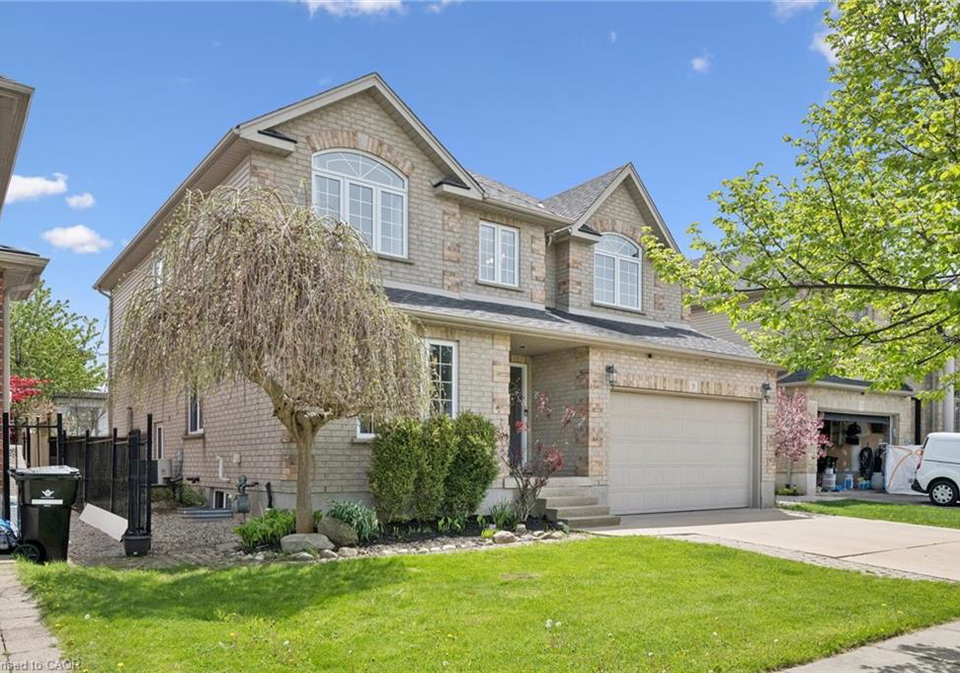 9-erbach-street-baden-ontario-40831454