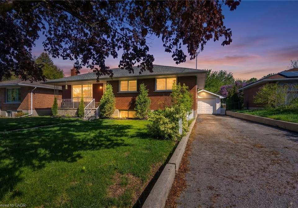 240-elliott-street-cambridge-ontario-40831511