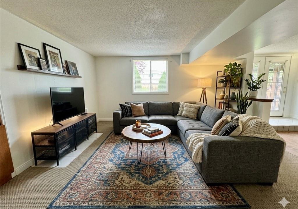 202-essex-point-drive-cambridge-ontario-40831551