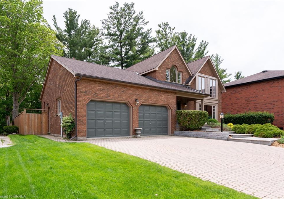 9-scarfe-gardens-brantford-ontario-40831580
