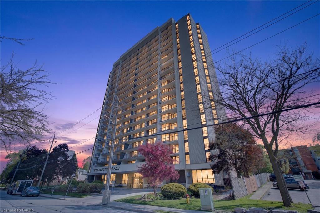 81-church-street-kitchener-ontario-40831618