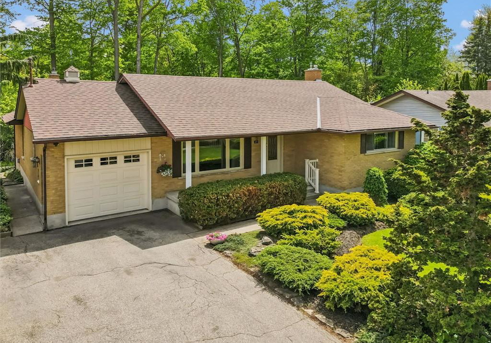 23-anthony-place-kitchener-ontario-40831633