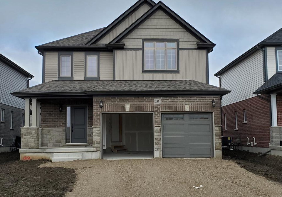 255-bradshaw-drive-stratford-ontario-40831644