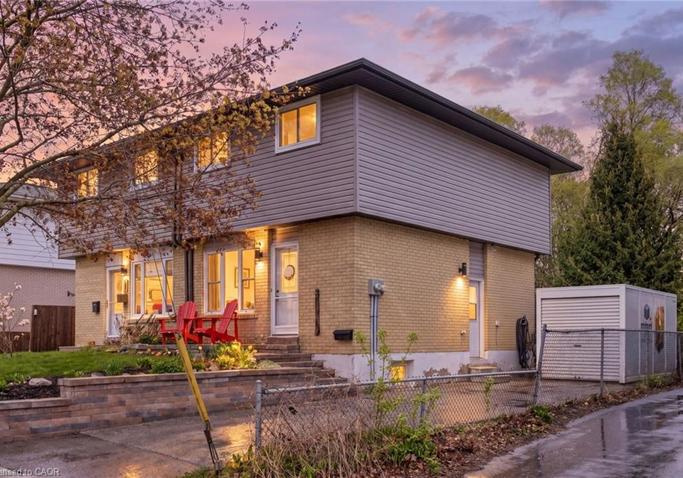 51-clemens-avenue-cambridge-ontario-40831660