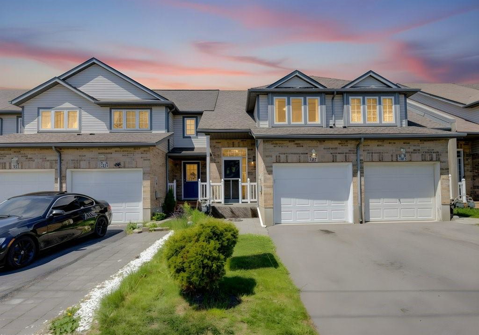 307-activa-avenue-kitchener-ontario-40831678