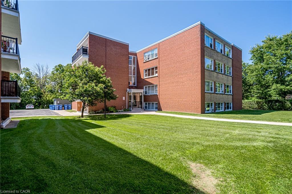2052-courtland-drive-burlington-ontario-40831698