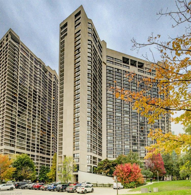 33-harbour-square-toronto-ontario-40831717