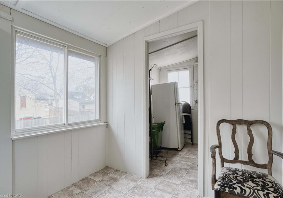 162-east-street-london-ontario-40831726