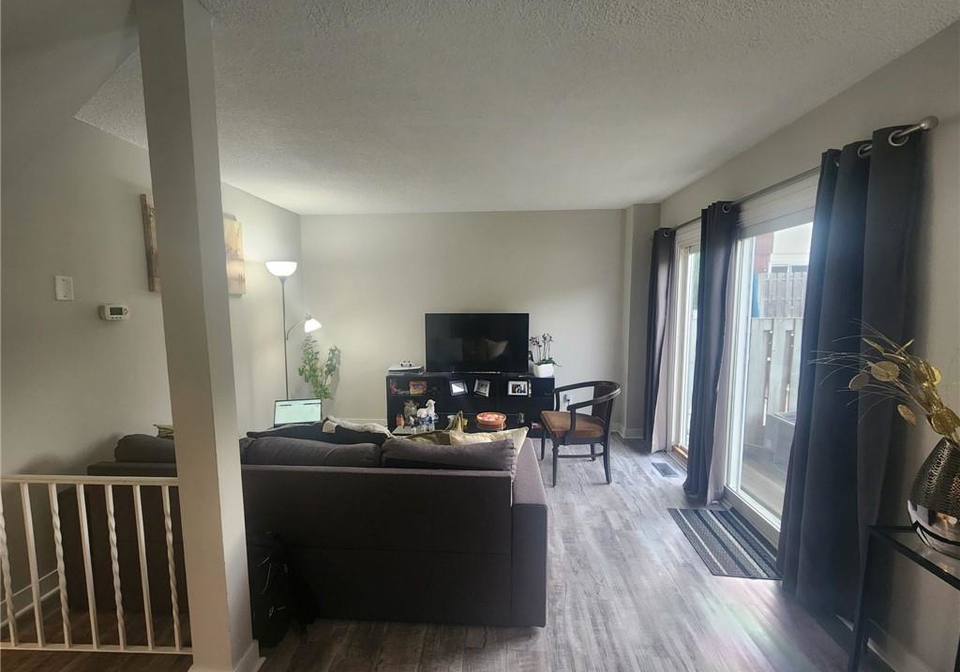 135-chalmers-street-s-cambridge-ontario-40831735
