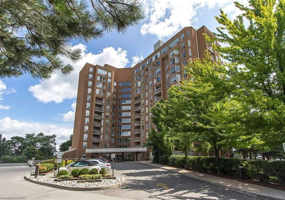 1414-king-street-e-kitchener-ontario-40831792