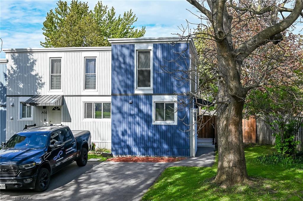 25-britten-close-hamilton-ontario-40831800