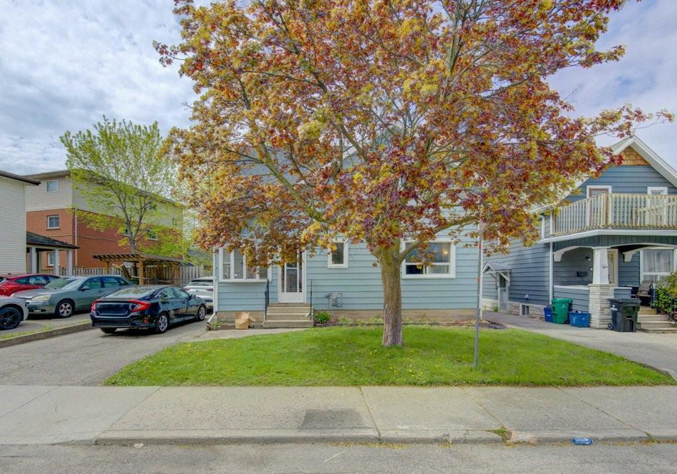 8-marshall-street-waterloo-ontario-40831812
