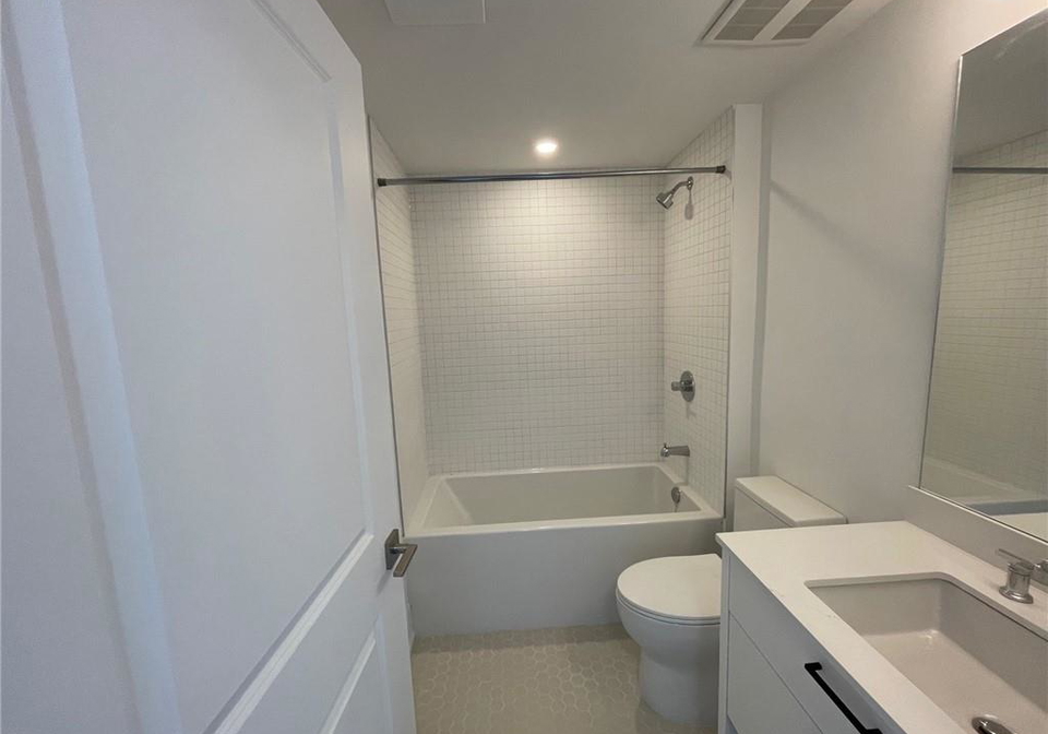 206-king-street-w-hamilton-ontario-40831847