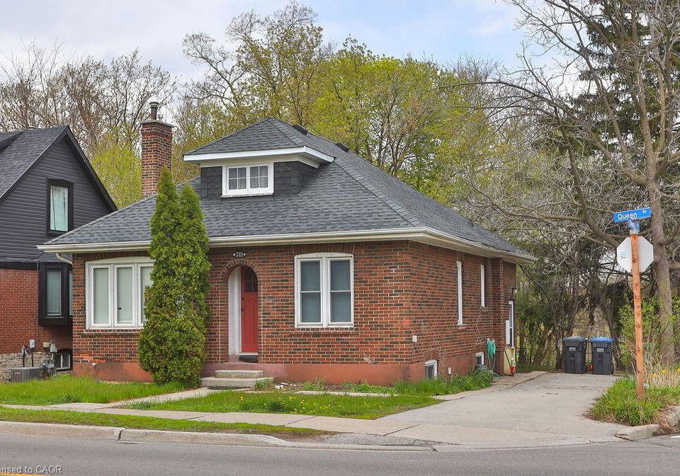311-queen-street-s-mississauga-ontario-40831879