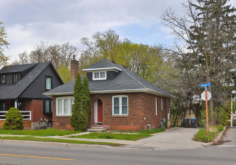 311-queen-street-s-mississauga-ontario-40831879