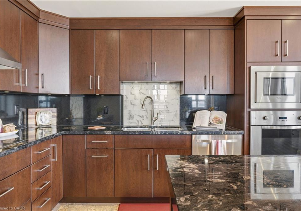 399-elizabeth-street-burlington-ontario-40831902
