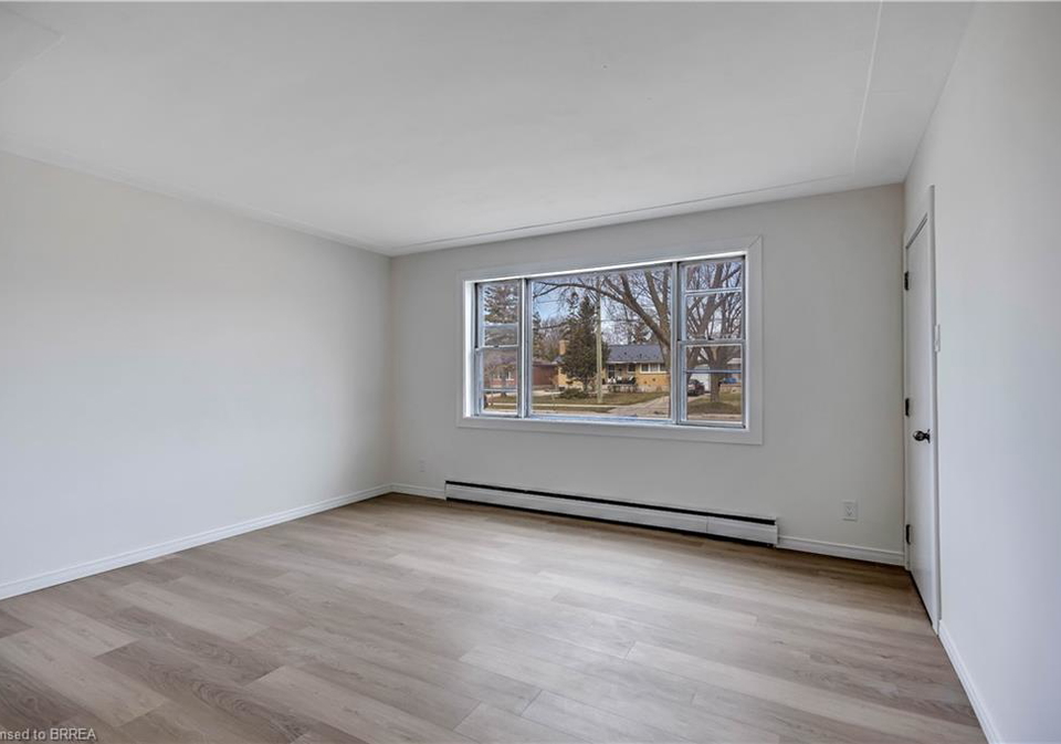1887-1889-wavell-street-london-ontario-40831910