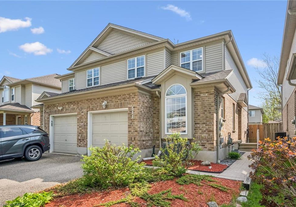 511-dansbury-drive-waterloo-ontario-40831928