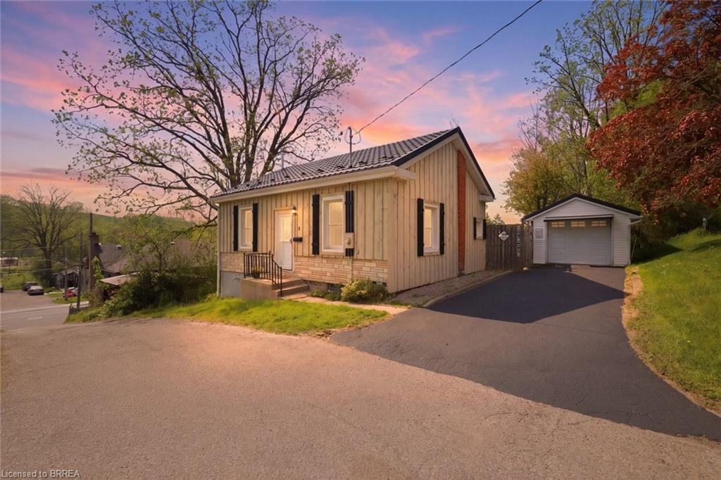 9-keeton-lane-paris-ontario-40831949