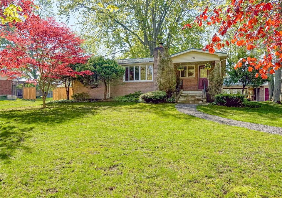 192-queen-street-e-st-williams-ontario-40831951