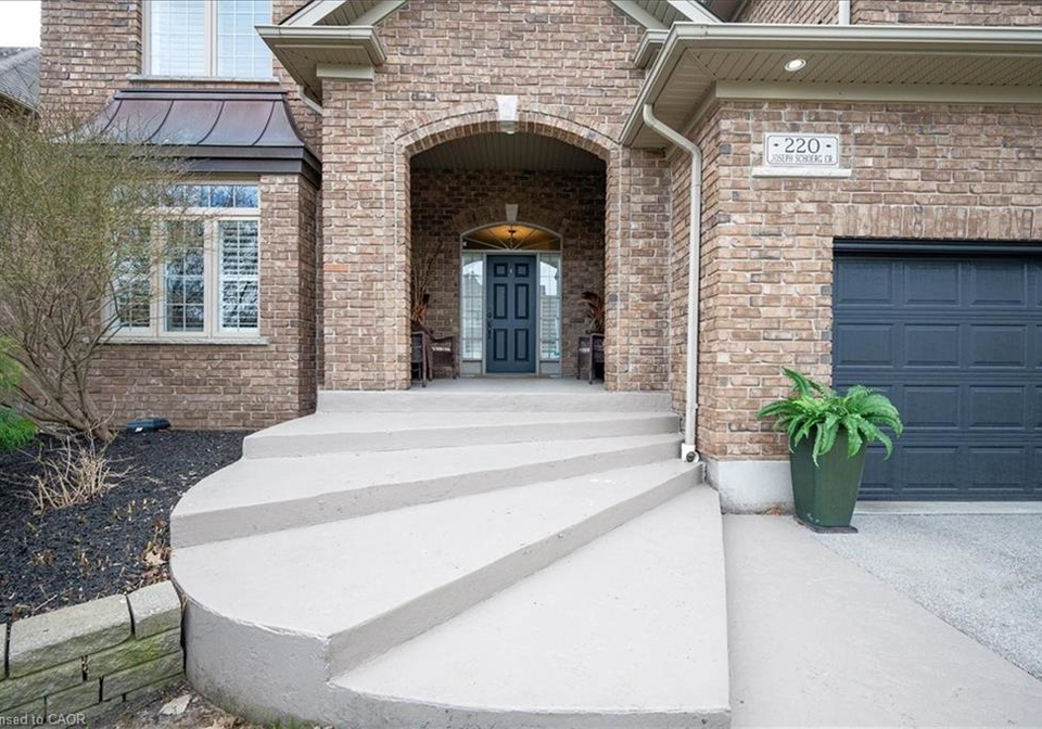 220-joseph-schoerg-crescent-kitchener-ontario-40831983