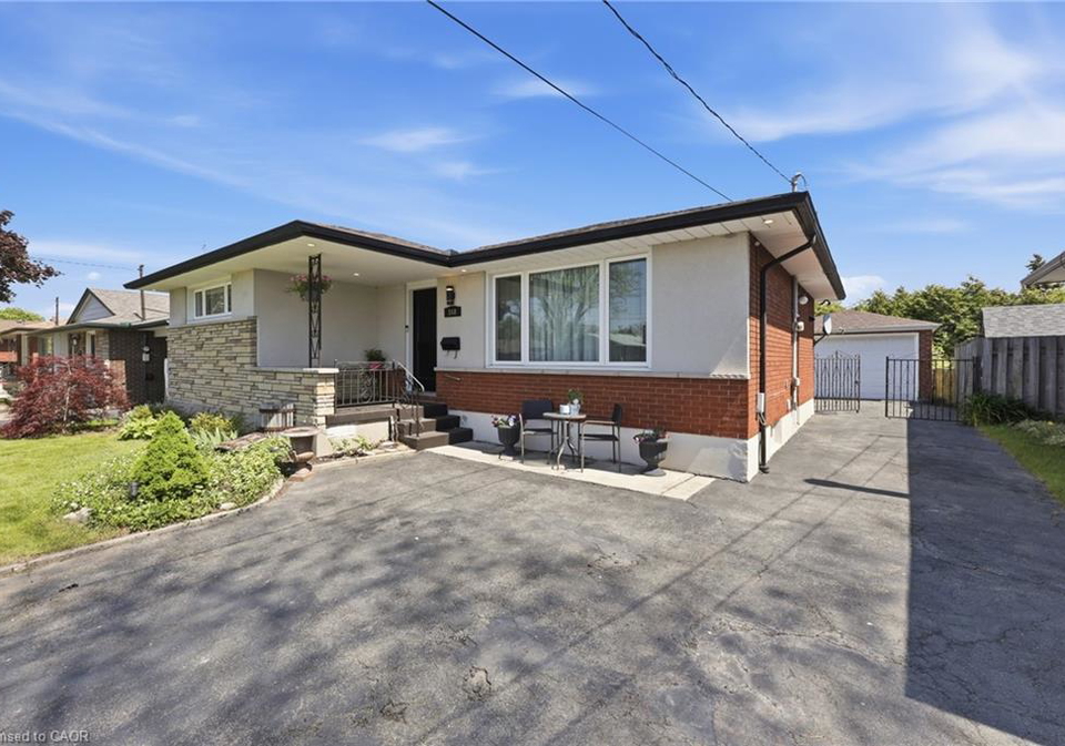 168-nugent-drive-hamilton-ontario-40831989