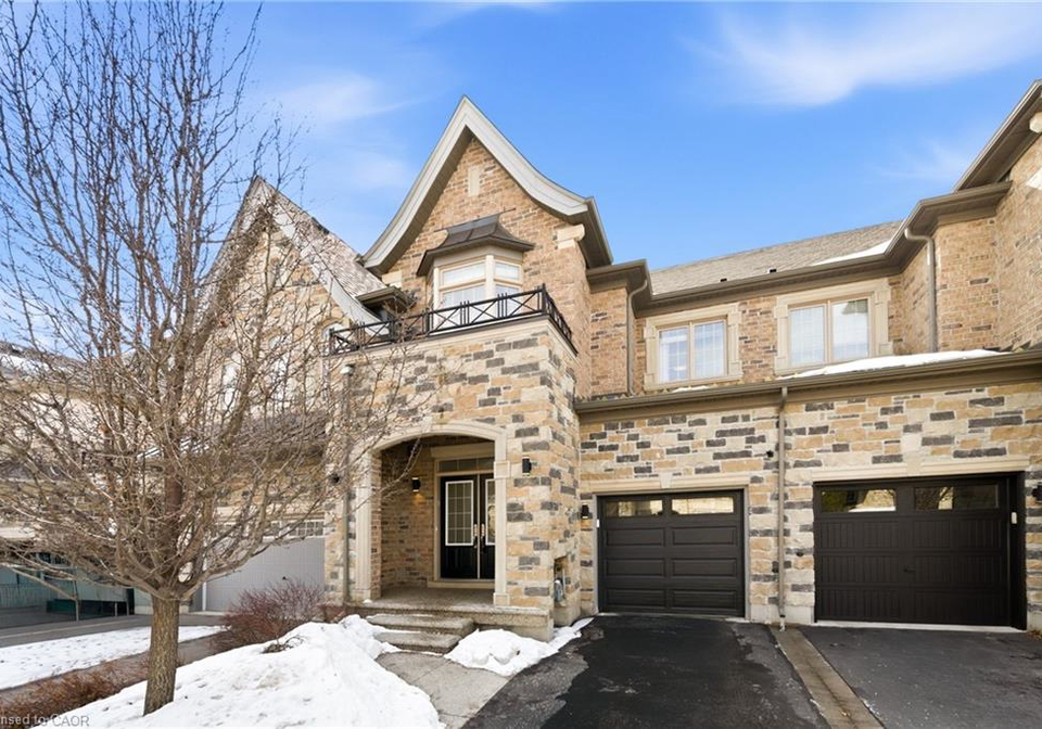 2466-village-common-oakville-ontario-40831997