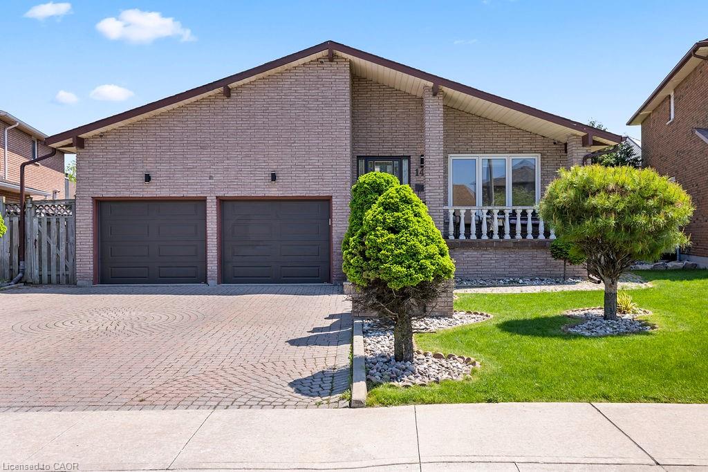 140-solomon-crescent-hamilton-ontario-40832014