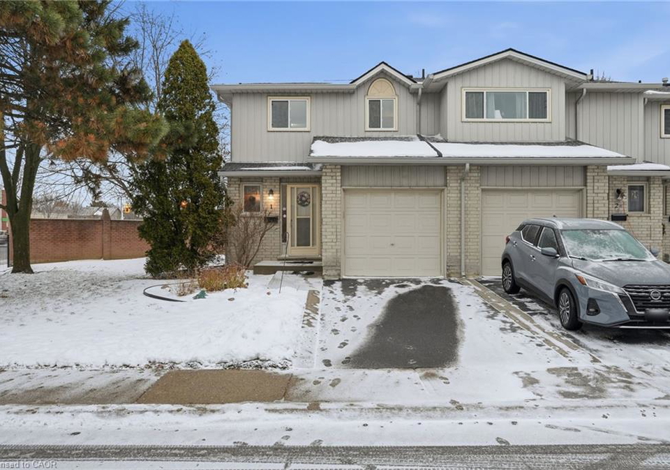 1675-upper-gage-avenue-hamilton-ontario-40832022