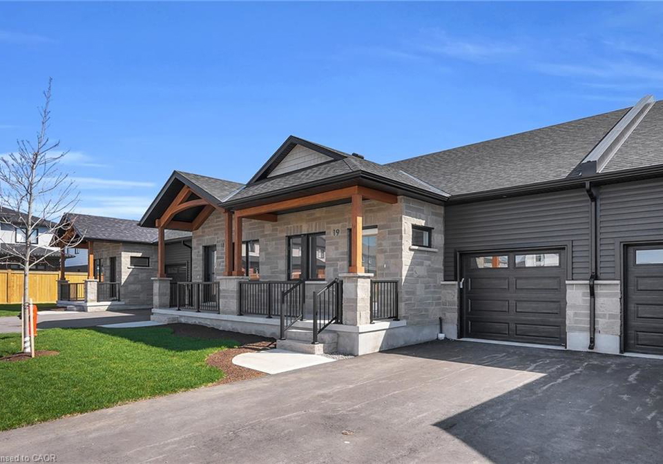 29-weymouth-street-elmira-ontario-40832051
