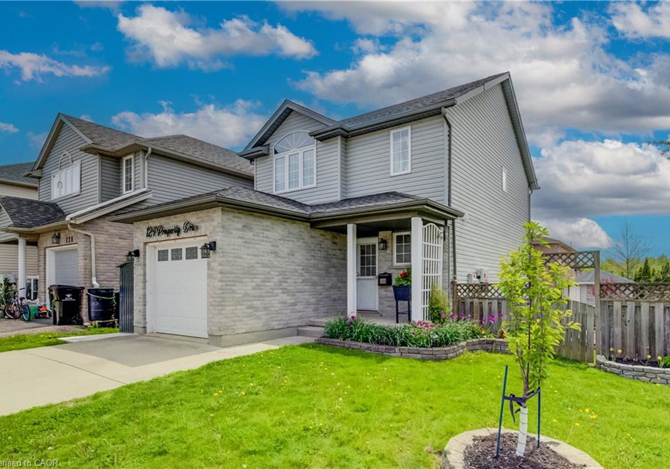 124-prosperity-drive-kitchener-ontario-40832062