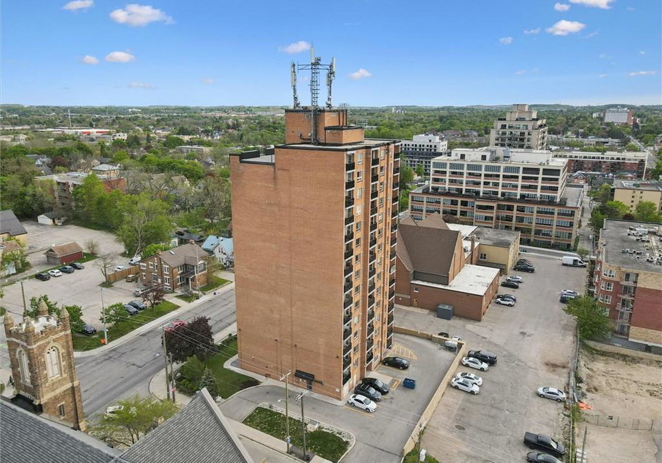 64-benton-street-kitchener-ontario-40832067