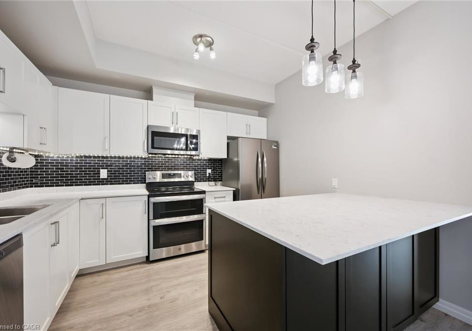 35-kingsbury-square-guelph-ontario-40832088